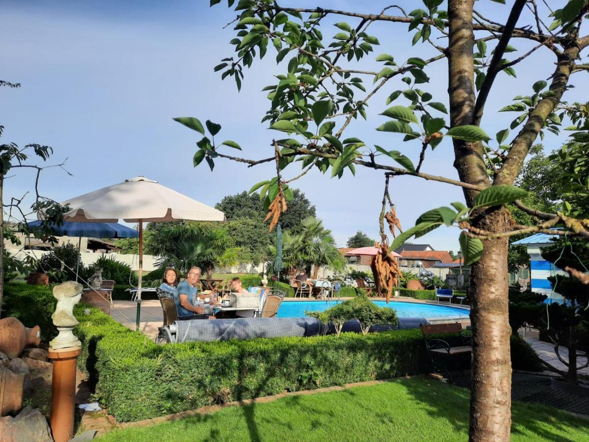 B&B Casa Roman & Vakantiewoning Voor 1 Pers Tot Max 32 Personen Zonhoven Eksteriør bilde
