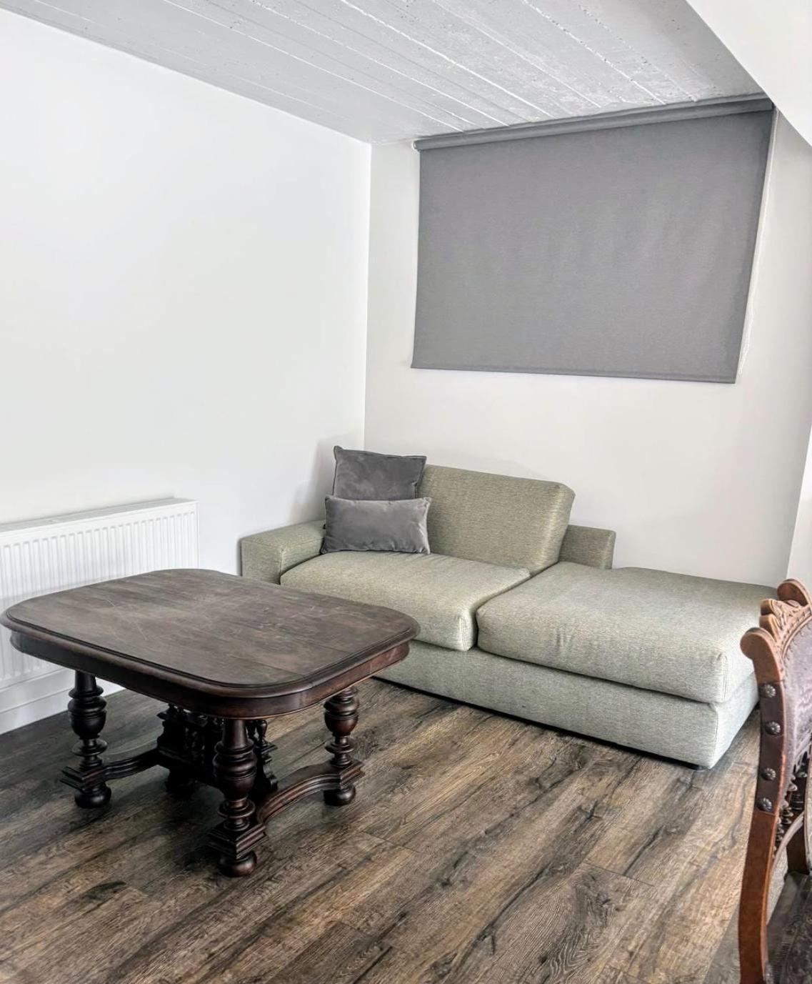 B&B Casa Roman & Vakantiewoning Voor 1 Pers Tot Max 32 Personen Zonhoven Eksteriør bilde