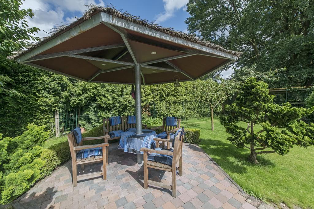 B&B Casa Roman & Vakantiewoning Voor 1 Pers Tot Max 32 Personen Zonhoven Eksteriør bilde
